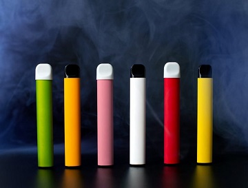 La FDA réglemente-t-elle les jus électroniques sans tabac ? Les nouveaux pouvoirs proposés d'une interdiction de la nicotine synthétique
